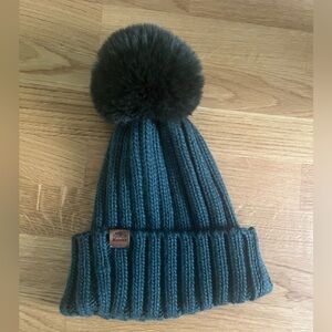 Roots Knitted Toque Beanie Hat Canada